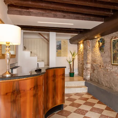 Charming Palace Santa Fosca