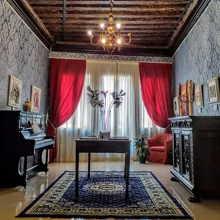 Charming Palace Santa Fosca