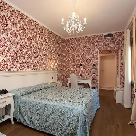 Charming Palace Santa Fosca Гостевой дом