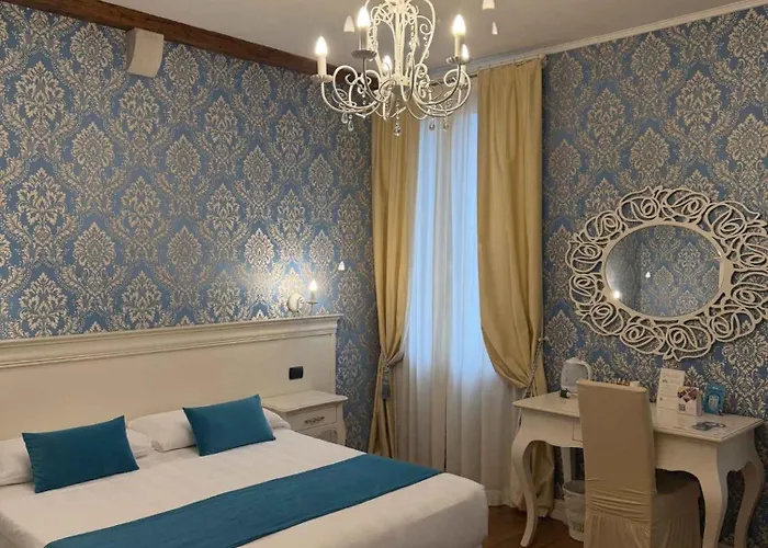 Charming Palace Santa Fosca Gasthuis 3*