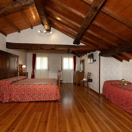 Pensjonat Charming Palace Santa Fosca 3*