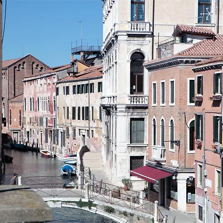Pensjonat Charming Palace Santa Fosca 3*