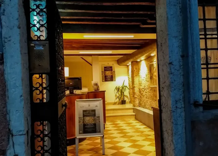 Charming Palace Santa Fosca