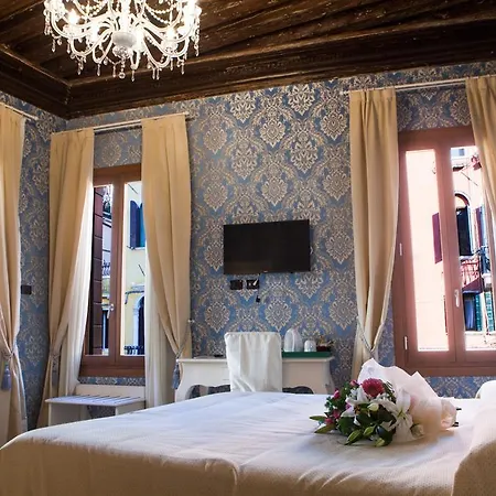 Charming Palace Santa Fosca Gæstehus