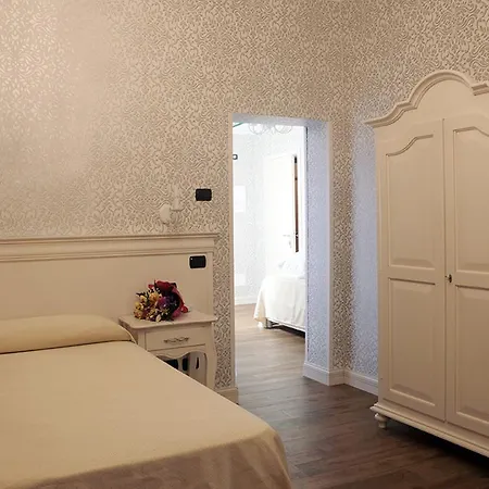 Charming Palace Santa Fosca 3* Venedig