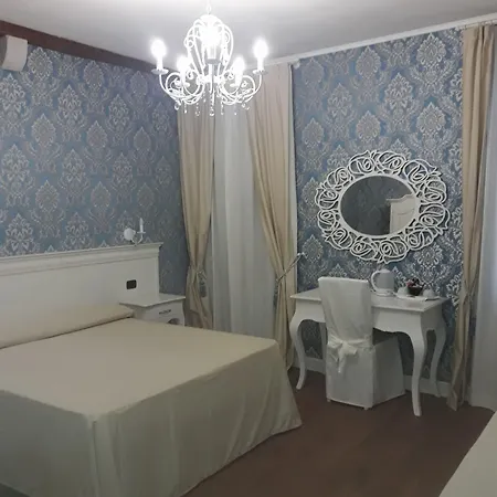 Vendégház Charming Palace Santa Fosca 3*