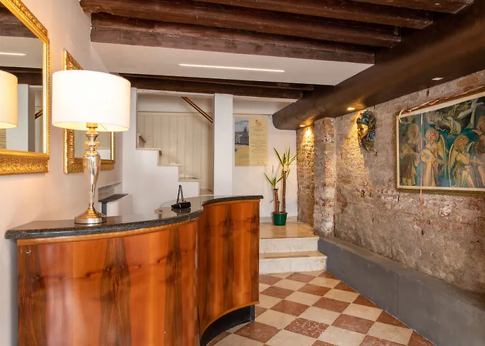 Charming Palace Santa Fosca